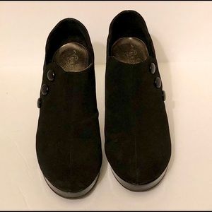 Women’s Unlisted black faux suede booties 10 MED